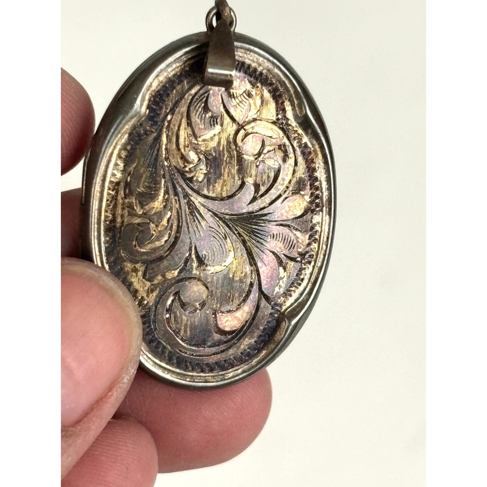 Vintage Sterling Silver Floral Engraved Oval Photo Locket 1971 Pendant